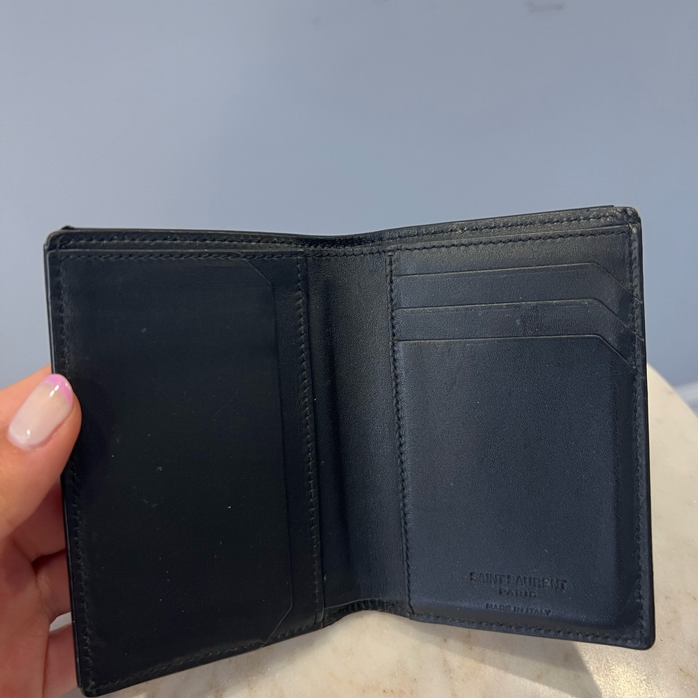 Saint Laurent Black Alligator Embossed Leather Mens Wallet - Picture 3 of 4
